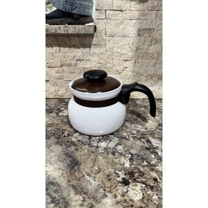 Vintage Corning Ware Teapot 8 Cup White w/ Metal Lid And Band‎ P-168-57